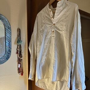 Wah Maker Frontier White Button-Up Shirt